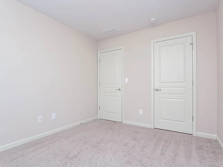 537 Pringle Dr — Photo 11