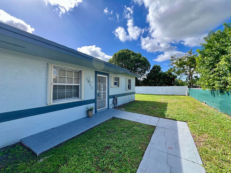 1st image of 19120 NW 36th Ave #19122