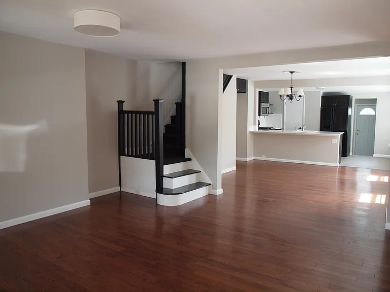 4377 Manayunk Ave — Photo 19