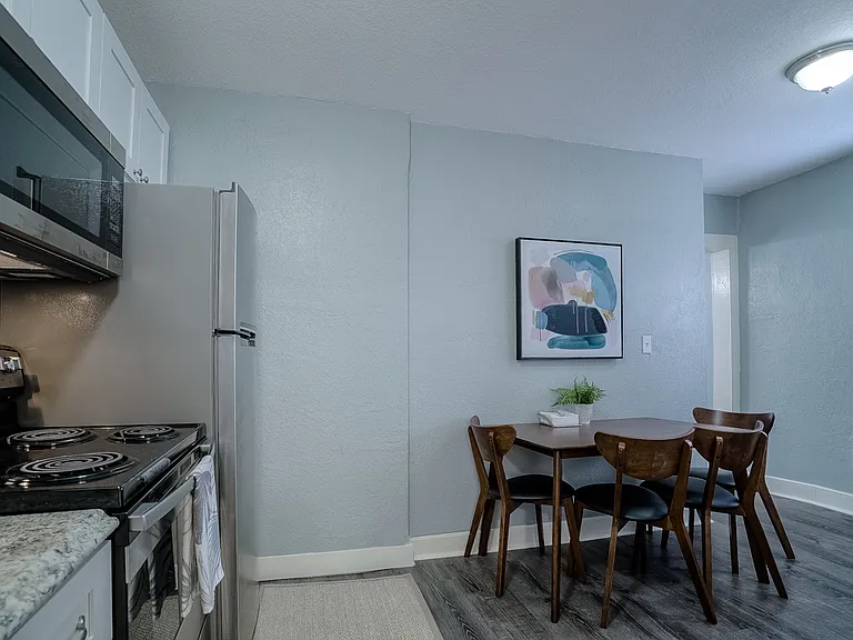 3811 Mercier St #103 — Photo 10