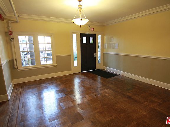 2nd image of 6434 Yucca St #215