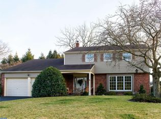 30 Sandown Rd, Audubon, PA 19403