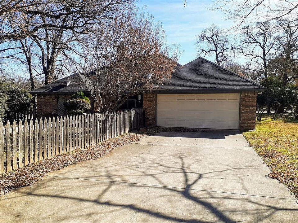 2nd image of 1340 Oak Harbor Blvd