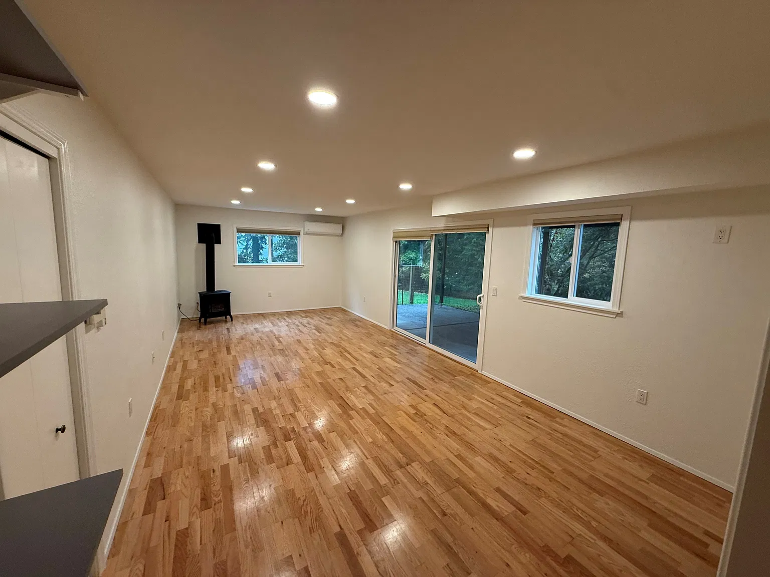 1 bed, 700 sqft, $1,600 — Photo 4