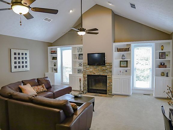 2nd image of 109 Orange Blossom Ct
