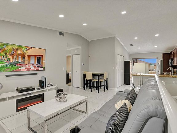 5th image of 3570 W 80th St #58-202