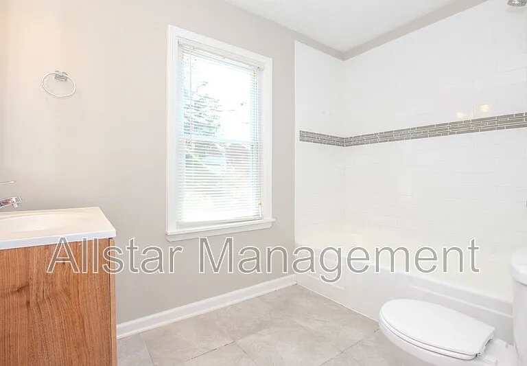 3690 Washington Blvd — Photo 20