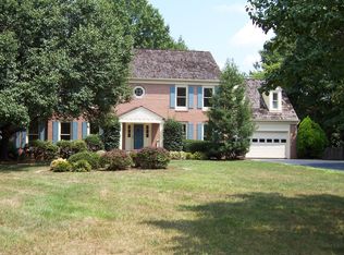 6155 Pohick Station Dr, Fairfax Station, VA 22039