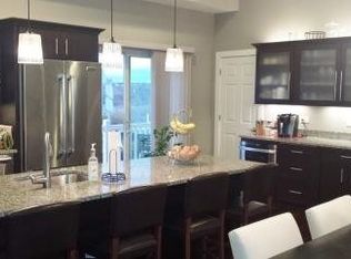 2281 City View Dr, Cleveland, OH 44113