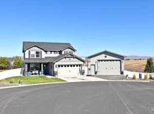 1819 Grande Ronde Ct, Lewiston, ID 83501
