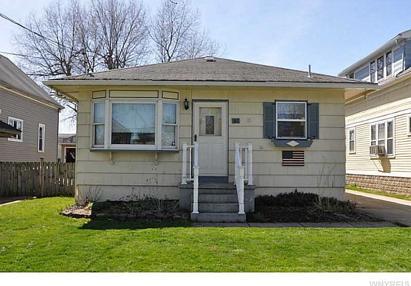 1st image of 61 Brookside Dr