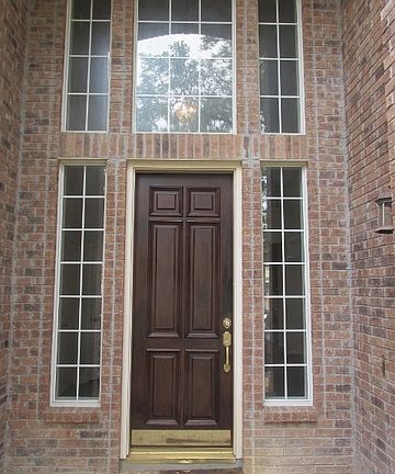 2nd image of 9610 Segovia St