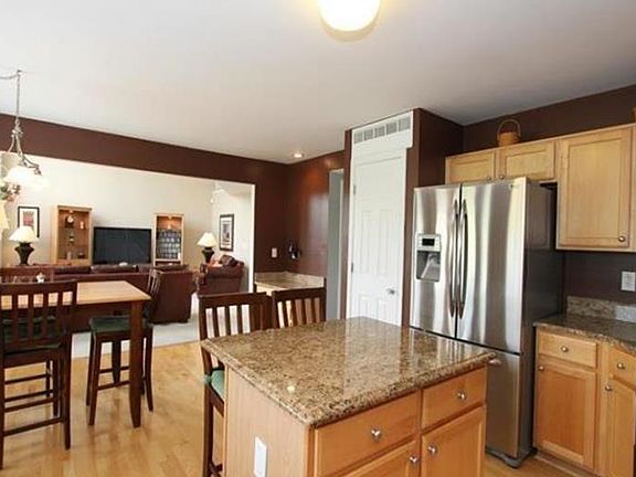 3rd image of 6086 Havenwood Ct