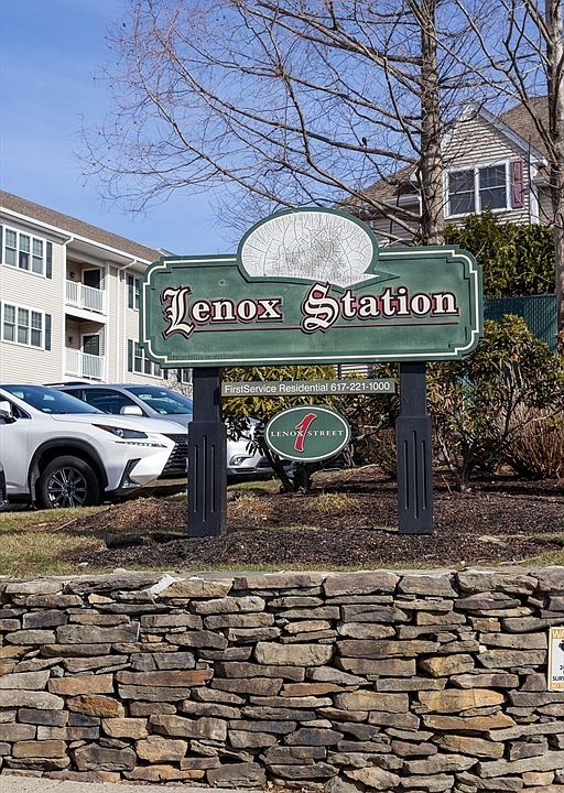 1st image of 1 Lenox St APT 314