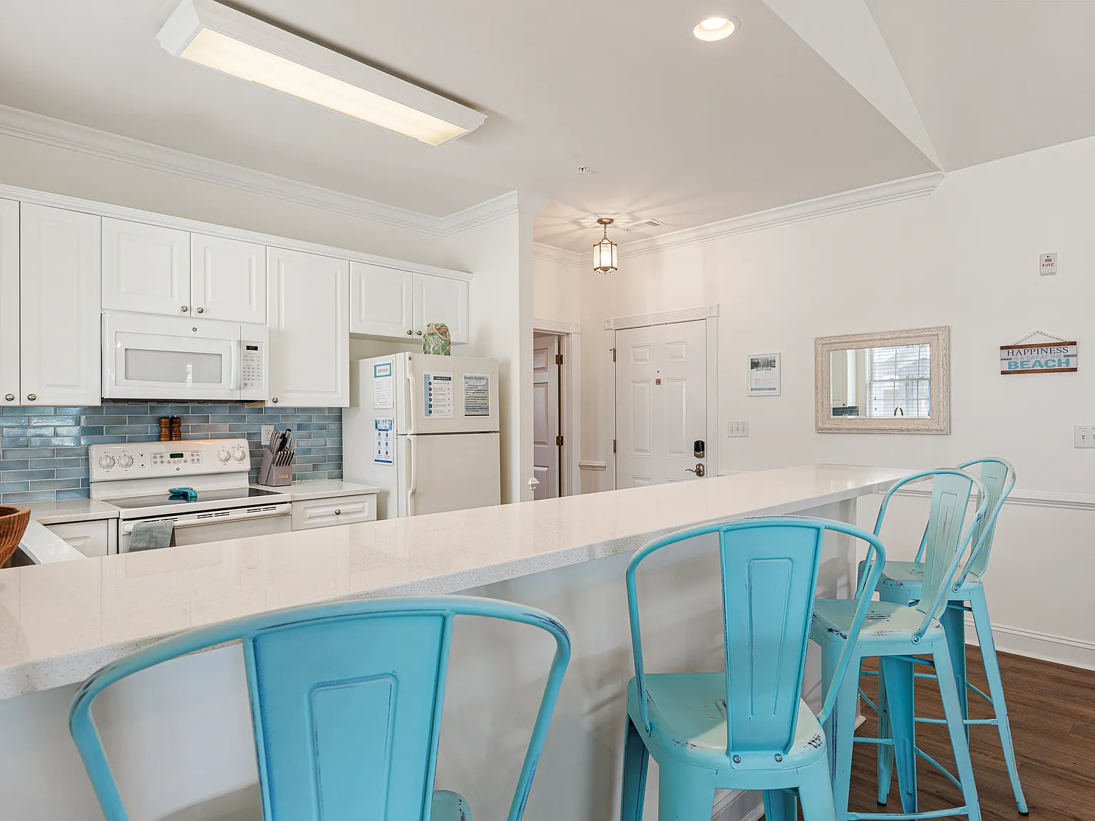 3 bed, 1450 sqft, $2,400 — Photo 4