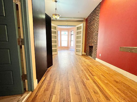 3rd image of 132 New York Ave APT 2A