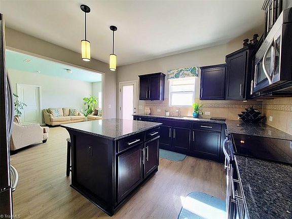 3rd image of 205 Henry Steel Dr