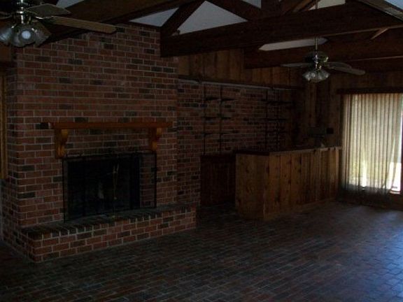 2nd image of 310 Willowood Dr
