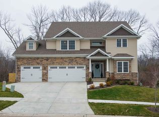 90 Hawick Dr, Valparaiso, IN 46385