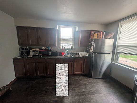 2nd image of 118 N Main St #4