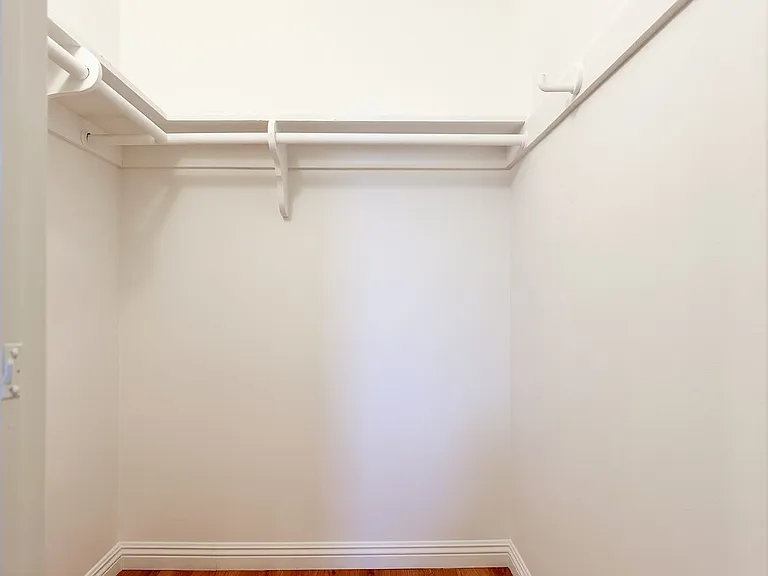Clearbrook Ln (109) — Photo 12