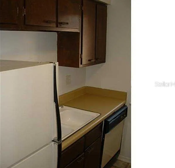 137 Springwood Cir #D — Photo 9