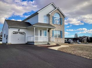 60 Raphael Rd, Smyrna, DE 19977