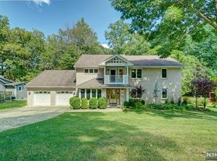324 Saint Mary St, Hillsdale, NJ 07642