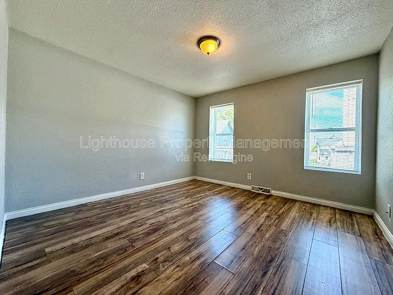 273 E Forest Ave #6 — Photo 5