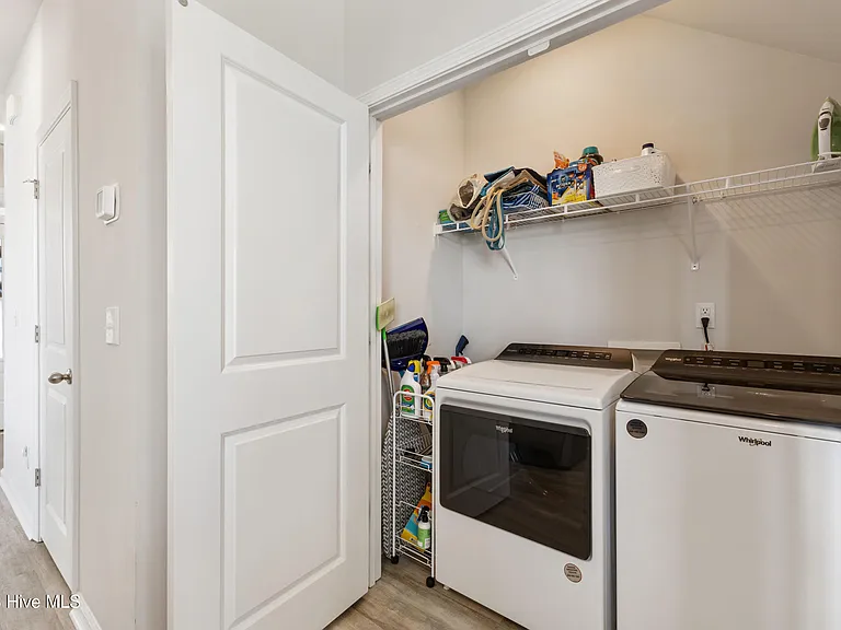 7695 Knightbell Cir — Photo 25