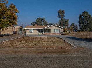 11884 E Shields Ave, Sanger, CA 93657