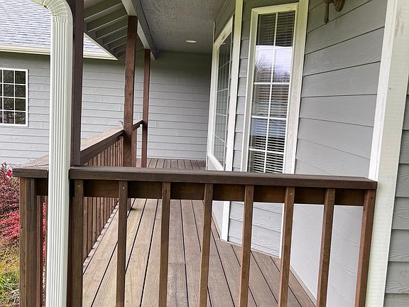3rd image of 310 S 10th St