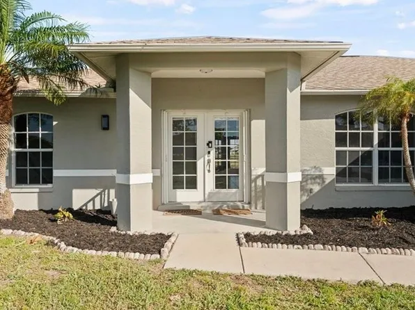 1915 SW 2nd St, Cape Coral, FL 33991