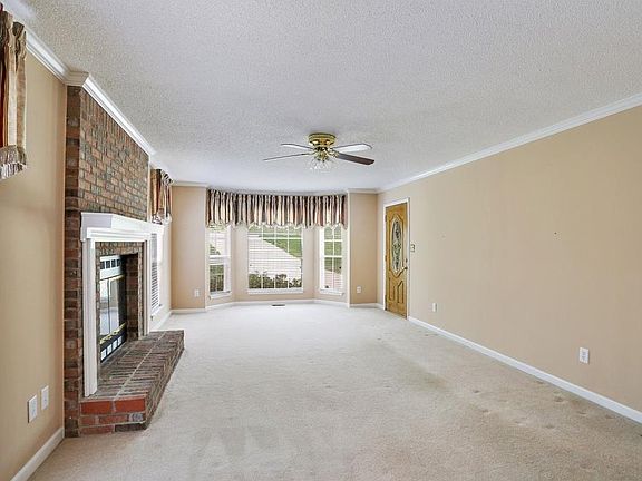 5th image of 3389 Bryant Ln