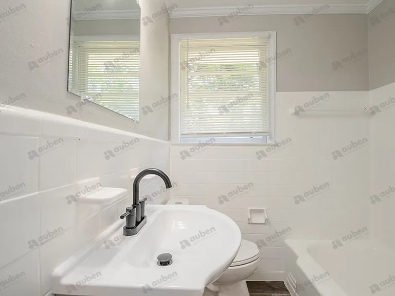 109 Vanderbilt Cir — Photo 15