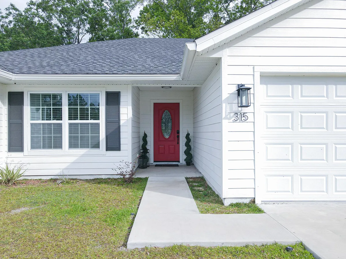 Building Photo - 315 SE Lindale Gln