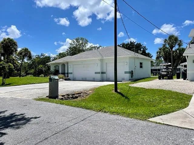 9052 Hilolo Ln — Photo 4