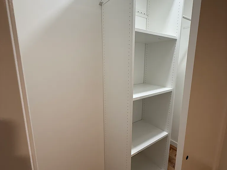 1509 N Hollywood Way #B — Photo 18