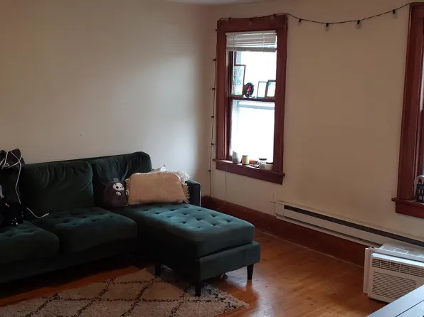 191 Gregory St APT 4, Rochester, NY 14620