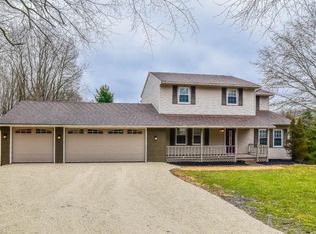 5275 Sandy Ave SE, East Sparta, OH 44626
