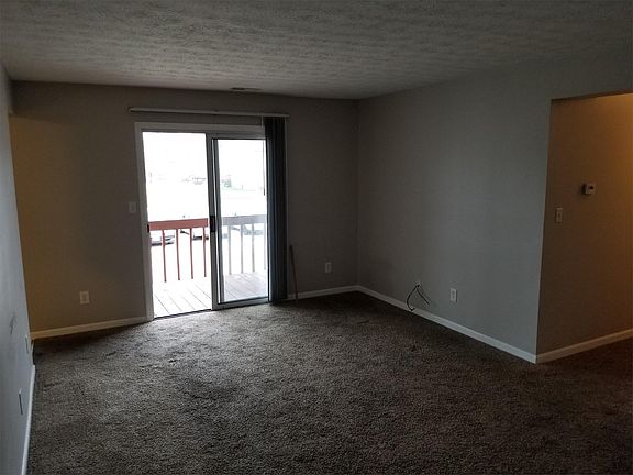 5th image of 5385 Camelot Dr APT 1