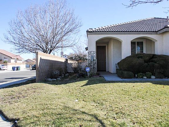 2nd image of 44712 Rosario Ave