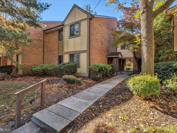 604 Cypress Point Cir #A