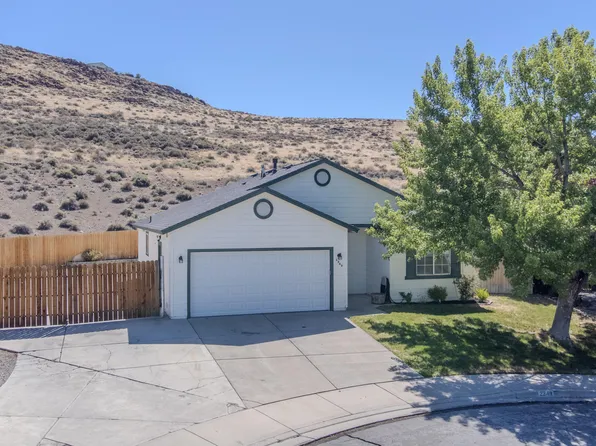 2249 Desert Village Ct, Sparks, NV 89436