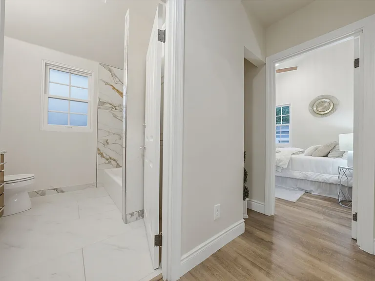 3426 Pierson St — Photo 10