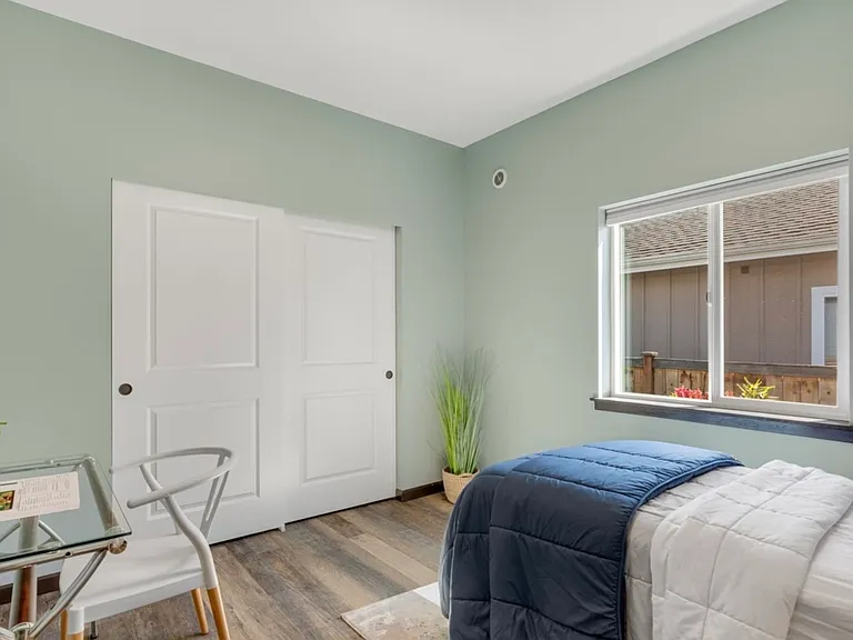 1025 S 59th St — Photo 15