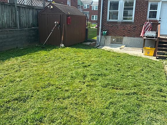 2nd image of 322 Arundel Rd W