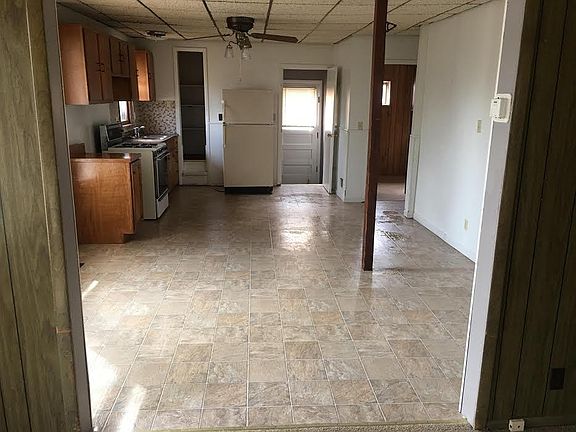 4th image of 2718 W Nebraska Ave
