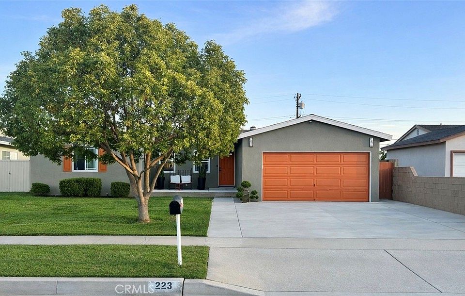 1st image of 223 E Alru Ave