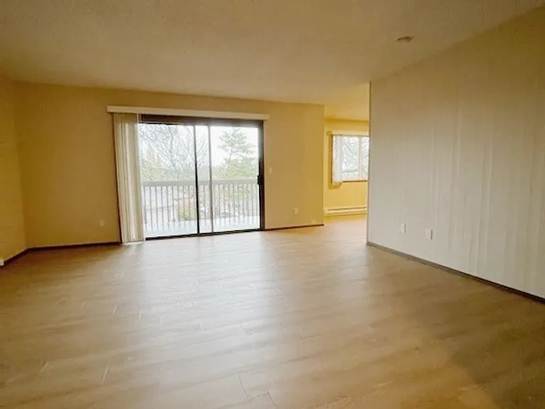 Spacious 2-bedroom apartment homes conveniently located! — Photo 22